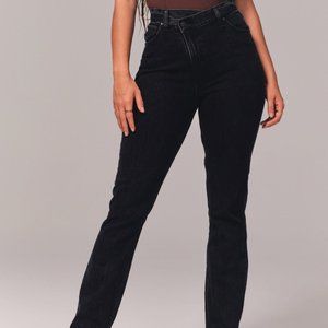 Ultra High Rise 90s Slim Straight Jean
